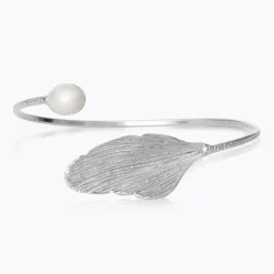 Caroline Svedbom Golden Leaf Bracelet/Pearl Hot