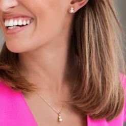 Caroline Svedbom Love Pearl Necklace/Pearl + Crystal Online